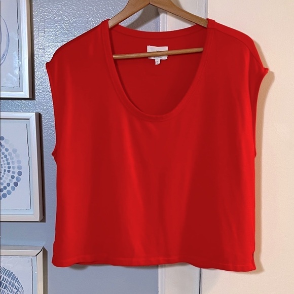 Lou & Grey Tops - Lou & Grey Women’s Bright Red Super Soft Sleeveless Crop Top Size Large
